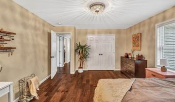 141 Kittredge Rd, Bangor, ME 04401