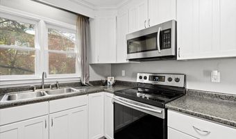 1900 Lansdale Dr, Charlotte, NC 28205