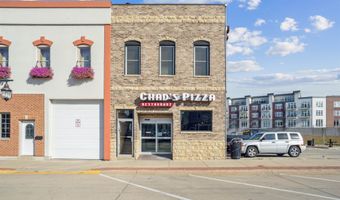 108 W 1st, Dyersville, IA 52040