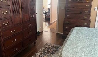 328 Waldorf Dr, Auburndale, FL 33823