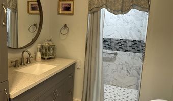 310 W 1st St, Atlantic, IA 50022