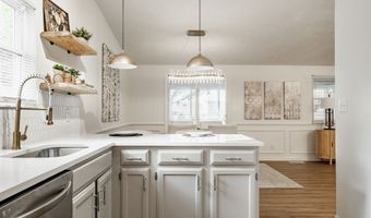 8740 Royal Meadow Dr, Indianapolis, IN 46217