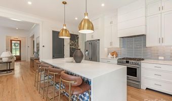 3009 Commonwealth Ave, Charlotte, NC 28205