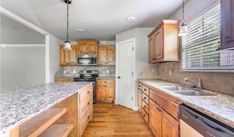 2 Inez Cir, Bella Vista, AR 72715