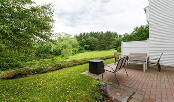 135 Amherst St 30, Amherst, NH 03031