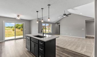 1700 Badger Ln, Auburn, IN 46706