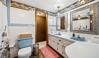 4233 N Forest Ridge Dr, Ashtabula, OH 44004