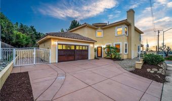 1107 Las Flores Dr, Carlsbad, CA 92008