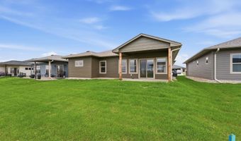 2413 E Brek St, Brandon, SD 57005