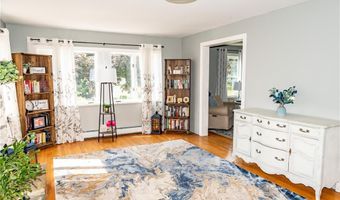 21 Carlson Dr, Cumberland, RI 02864