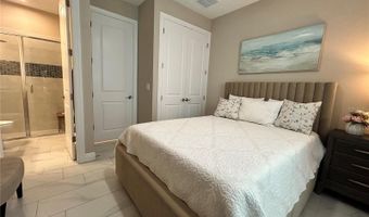 6085 HIDDEN BRANCH Dr, Apollo Beach, FL 33572