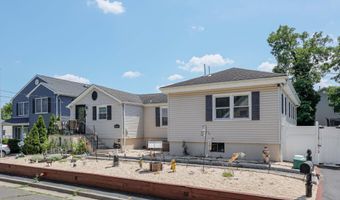 264 Linden Ave, North Middletown, NJ 07748