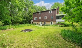 8 Pine Acres Rd, Amherst, NH 03031