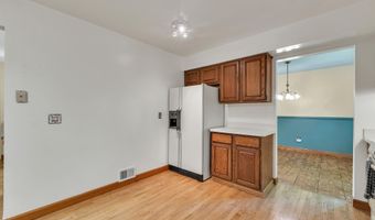 2145 Steeplechase Dr, Ann Arbor, MI 48103