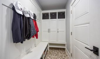 7275 Schoolhouse Dr SE, Ada, MI 49301