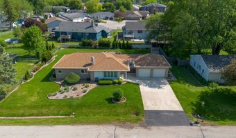 2627 W HEATHER Ave, Appleton, WI 54914