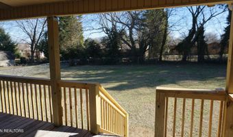 867 Westgate Dr, Alcoa, TN 37701