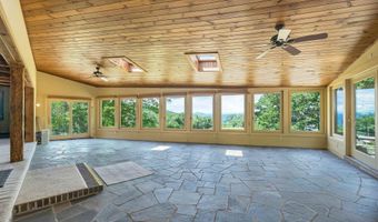 57 Roberts Cove Rd, Alton, NH 03809