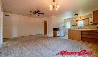 2122 Peake Ave, Cody, WY 82414