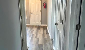 93 W 52ND St, Bayonne, NJ 07002