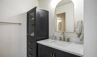 7944 Caminito Dia 2, San Diego, CA 92122