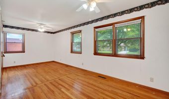 1313 Maxwell Ave, Ames, IA 50010