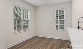 1525 Briar Creek Rd B, Charlotte, NC 28205