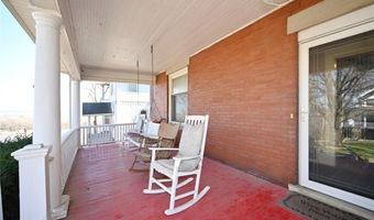 308 R St, Atchison, KS 66002
