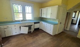 25 Prospect Ave, Andover, NJ 07821