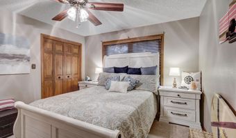 3050 Gaineswood Ave, Baxter Springs, KS 66713