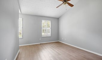 11240 Rotherick Dr, Alpharetta, GA 30022