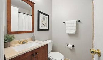 3233 VISCOUNT Ct, Annandale, VA 22003