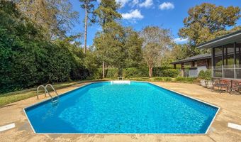 1901 Douglas Dr, Bainbridge, GA 39819