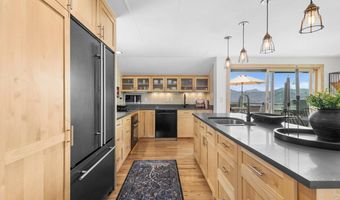 6722 Flagstaff Rd, Boulder, CO 80302
