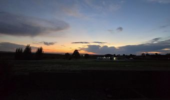 507 Oakwood Pl, Carlsbad, NM 88220