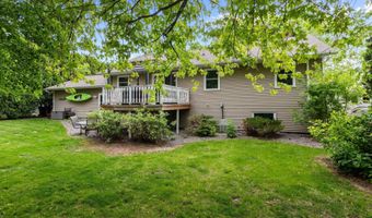 1433 W ROSELAWN Dr, Appleton, WI 54914