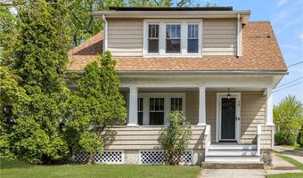 26 Welfare Ave, Cranston, RI 02910