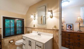 265 Great Oak Dr, Athens, GA 30605