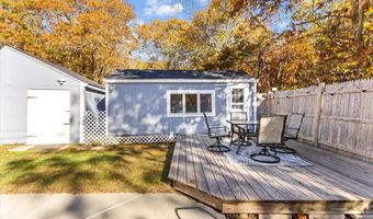 2 Westerly Dr, Bourne, MA 02532