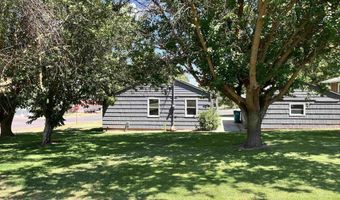403 W Chestnut St, Almira, WA 99103