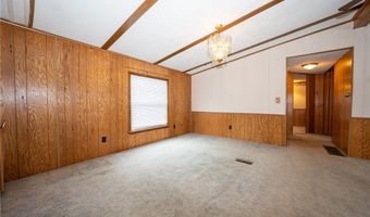 21 Golden Pond, Akron, NY 14001