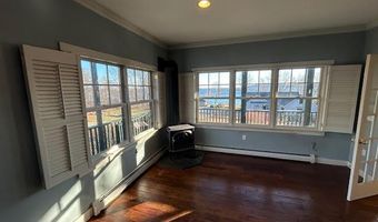 11 Treat St, Belfast, ME 04915