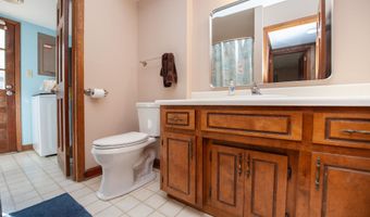 209 N Hill Dr, Boiling Springs, SC 29316