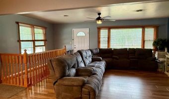 1420 8th St, Aurora, NE 68818