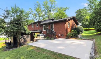 3617 Woodleaf Rd, Charlotte, NC 28205