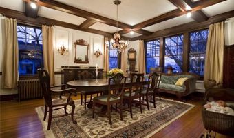 2 Harrison Ave, Newport, RI 02840