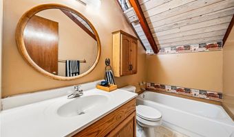 4233 N Forest Ridge Dr, Ashtabula, OH 44004