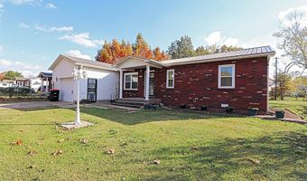 712 Duckett St, Advance, MO 63730