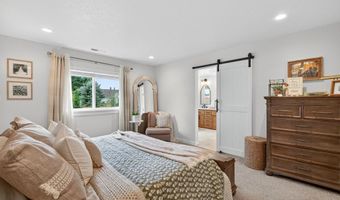 22194 S BEAVERCREEK Rd, Beavercreek, OR 97004