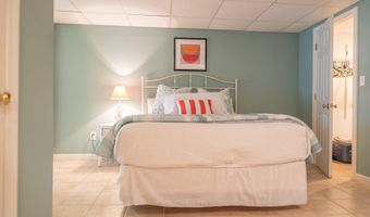 121 Salt Rock Rd, Barnstable, MA 02630